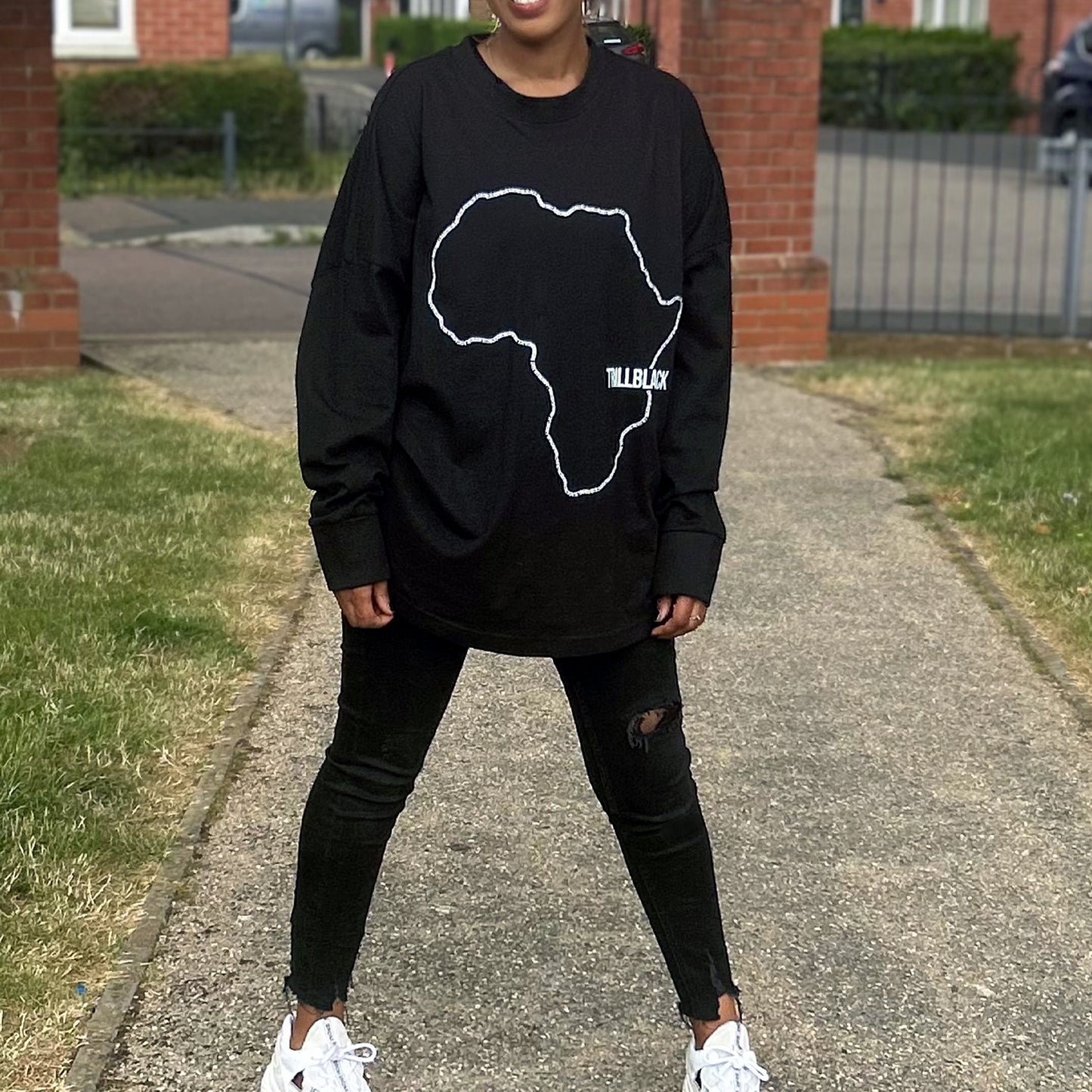 Africa Outline Oversize long-sleeve